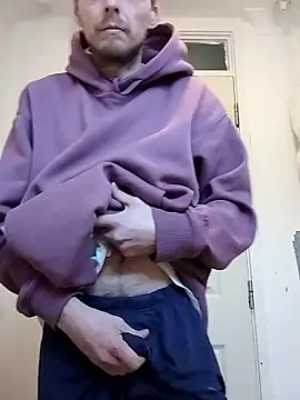 CrookedBunk3527 online show from January 18, 2026, 11:36 am