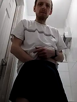 CrookedBunk3527 online show from April 3, 2026, 4:43 am