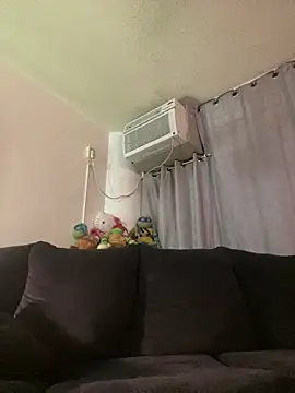 jhaycobXgarcia online show from January 15, 2026, 7:13 am