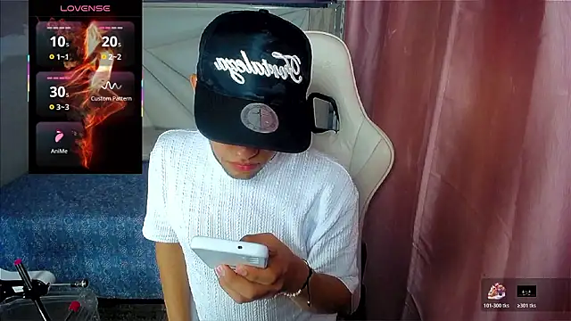 Luky twink online show from February 1, 2026, 5:06 am