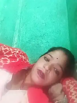 Snapshot of Juli_pande chatting on December 18, 2025, 11:44 pm Juli pande online show from December 18, 2025, 11:44 pm