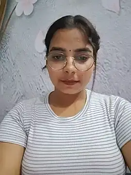 Snapshot of Himani_0122 chatting on June 18, 2026, 4:46 am Himani 0122 online show from June 18, 2026, 4:46 am