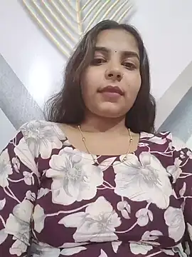 Snapshot of Himani_0122 chatting on July 6, 2026, 11:29 am Himani 0122 online show from July 6, 2026, 11:29 am