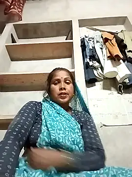 Shreya pandit online show from April 15, 2026, 5:09 pm