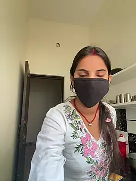 Pooja Love143 online show from April 9, 2026, 6:19 am