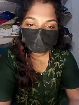 Snapshot of tamilsaisree chatting on January 13, 2026, 5:29 pm tamilsaisree online show from January 13, 2026, 5:29 pm