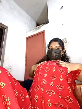 Snapshot of tamilsaisree chatting on March 25, 2026, 5:19 pm tamilsaisree online show from March 25, 2026, 5:19 pm