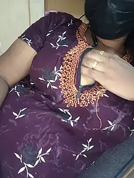 Snapshot of tamilsaisree chatting on July 2, 2026, 6:41 am tamilsaisree online show from July 2, 2026, 6:41 am