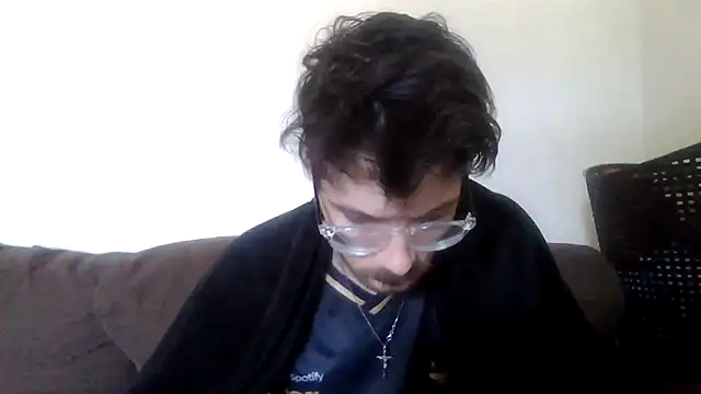 atreus69big online show from May 6, 2026, 1:16 pm