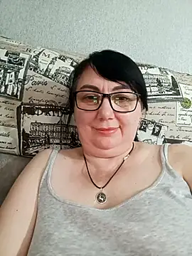 MariSwan222 online show from July 10, 2026, 1:47 pm