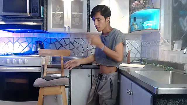 Snapshot of ABRAHAN_XO chatting on January 7, 2026, 1:02 pm ABRAHAN XO online show from January 7, 2026, 1:02 pm