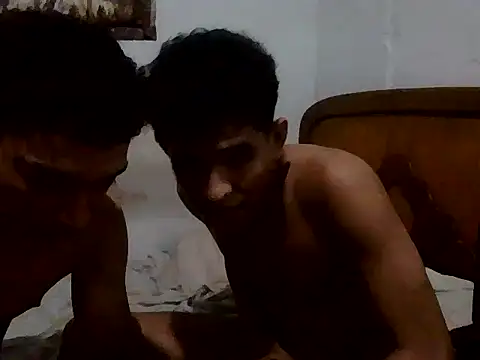 Snapshot of adexe23 chatting on June 6, 2026, 5:23 am adexe23 online show from June 6, 2026, 5:23 am