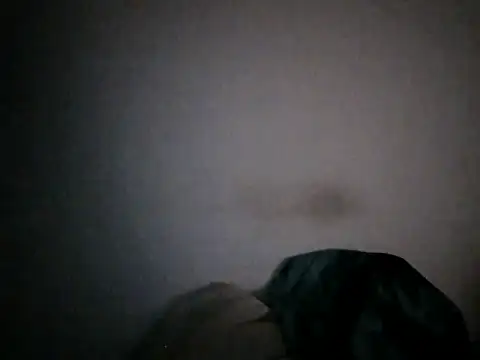 Mikki9233 online show from December 14, 2025, 11:09 pm