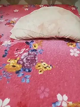 Snapshot of Fannyfoxfi chatting on January 14, 2026, 9:15 am Fannyfoxfi online show from January 14, 2026, 9:15 am