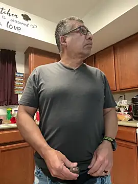 Snapshot of tigre6911 chatting on March 1, 2026, 9:22 am tigre6911 online show from March 1, 2026, 9:22 am