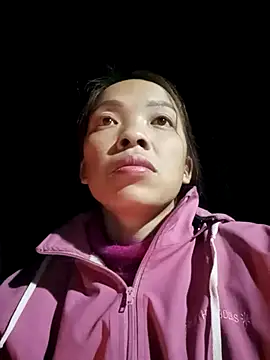 Snapshot of Andrea-688 chatting on January 5, 2026, 11:19 pm Andrea-688 online show from January 5, 2026, 11:19 pm