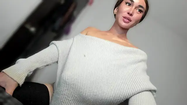 Snapshot of mxshemale_ladyboy chatting on May 15, 2026, 7:21 pm mxshemale ladyboy online show from May 15, 2026, 7:21 pm