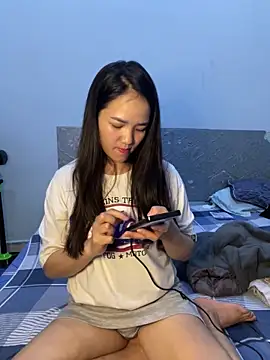 Snapshot of Sisilaydy_01 chatting on December 22, 2025, 9:34 pm Sisilaydy 01 online show from December 22, 2025, 9:34 pm