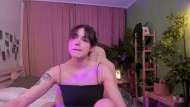 Pamela Tiffin online show from January 11, 2026, 1:10 am