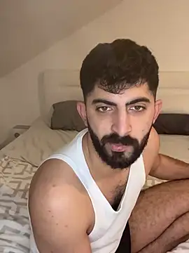 daddysgirly003 online show from January 18, 2026, 9:18 pm