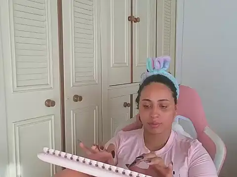 Valery  lovex online show from April 9, 2026, 12:10 pm