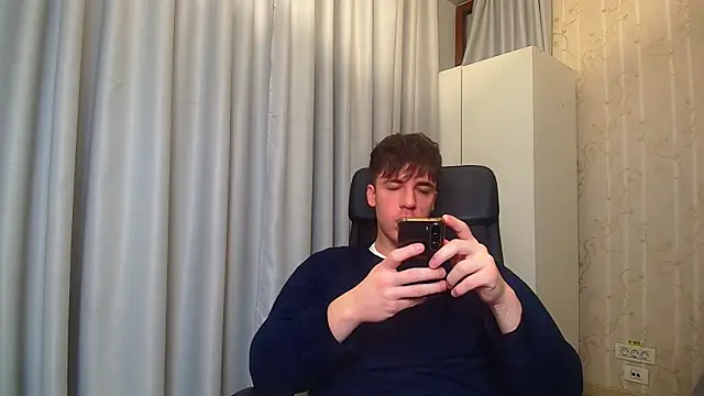 Snapshot of KellenWest chatting on January 8, 2026, 5:10 am KellenWest online show from January 8, 2026, 5:10 am