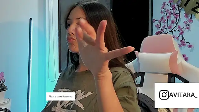 Snapshot of vanesita_ chatting on February 18, 2026, 2:40 am vanesita online show from February 18, 2026, 2:40 am