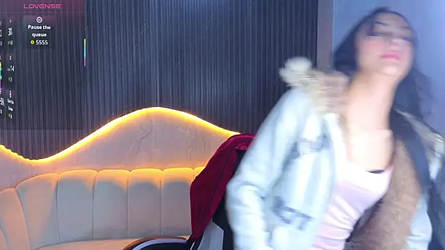 Tifany Tx online show from March 12, 2026, 12:33 pm