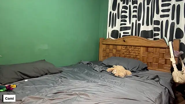 CuteCamila1 online show from February 12, 2026, 12:16 am