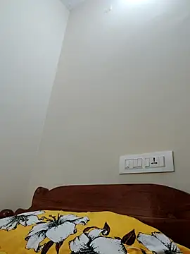 bnglrboy0886 online show from April 25, 2026, 9:56 am