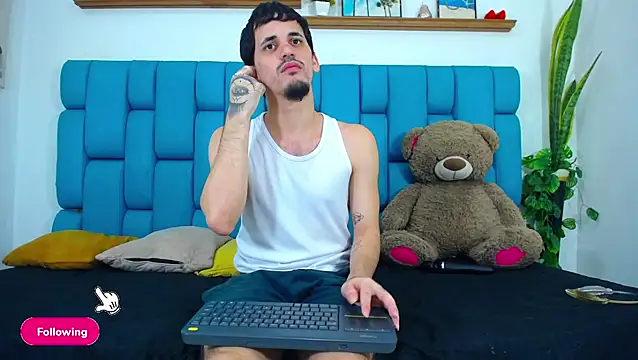 boy Dirty X online show from April 19, 2026, 5:18 am