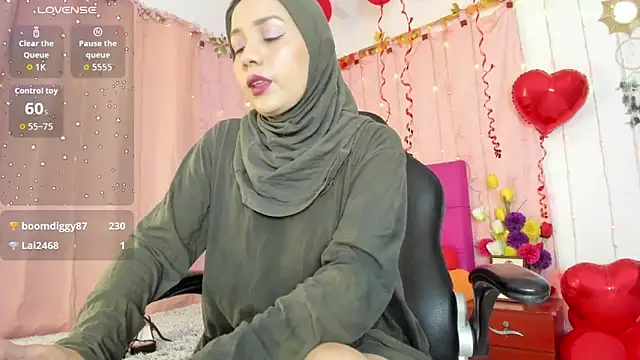 Snapshot of Sara-Maalouf chatting on February 13, 2026, 8:27 pm Sara-Maalouf online show from February 13, 2026, 8:27 pm