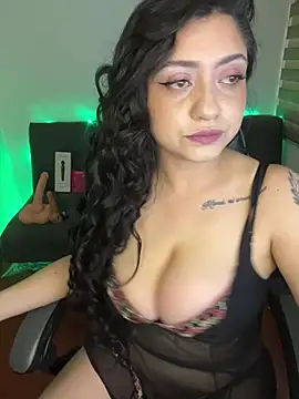Snapshot of Amyy_1 chatting on June 1, 2026, 7:59 pm Amyy 1 online show from June 1, 2026, 7:59 pm