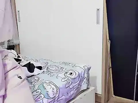 Sophia69-sweet online show from February 9, 2026, 4:22 pm