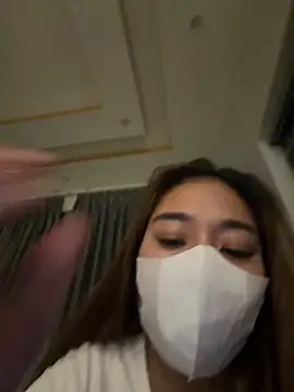 Sophia69-sweet online show from April 19, 2026, 5:12 pm