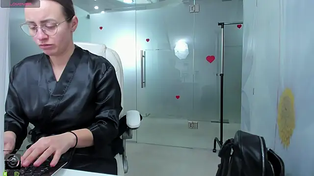 missdominna online show from February 12, 2026, 3:56 am