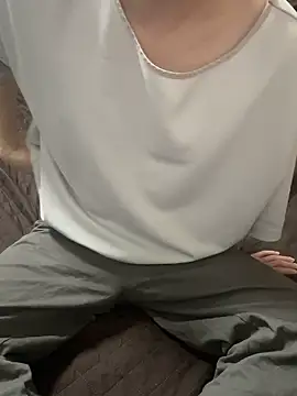 tubasa1216 online show from April 7, 2026, 12:05 pm