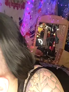 infinirose online show from April 6, 2026, 8:15 am