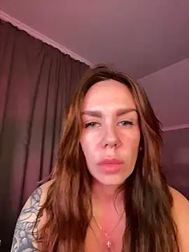 Snapshot of AnitaVensley- chatting on December 20, 2025, 5:36 am AnitaVensley- online show from December 20, 2025, 5:36 am