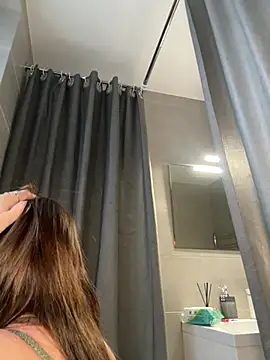 AnitaVensley- online show from February 9, 2026, 5:44 am