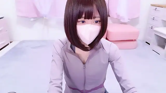 Snapshot of Nazuna_727 chatting on February 7, 2026, 4:27 am Nazuna 727 online show from February 7, 2026, 4:27 am