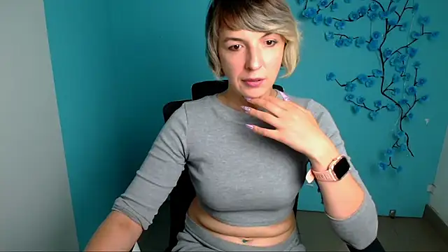 Snapshot of Lana_Foxyy chatting on May 21, 2026, 12:23 pm Lana Foxyy online show from May 21, 2026, 12:23 pm