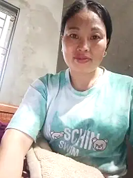 Snapshot of Maikha08 chatting on March 9, 2026, 11:03 am Maikha08 online show from March 9, 2026, 11:03 am