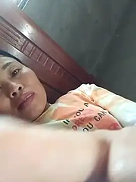 Snapshot of Maikha08 chatting on March 27, 2026, 8:26 am Maikha08 online show from March 27, 2026, 8:26 am