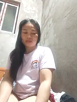 Snapshot of Maikha08 chatting on April 7, 2026, 9:59 pm Maikha08 online show from April 7, 2026, 9:59 pm