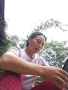 Snapshot of Maikha08 chatting on May 13, 2026, 12:41 am Maikha08 online show from May 13, 2026, 12:41 am