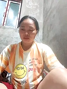 Snapshot of Maikha08 chatting on July 10, 2026, 10:34 pm Maikha08 online show from July 10, 2026, 10:34 pm