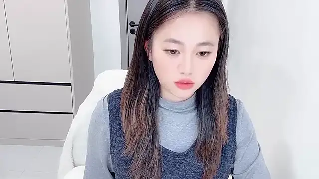 Amireux-8 online show from February 22, 2026, 1:09 pm