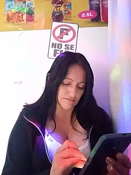 Snapshot of SAMMY_30- chatting on January 12, 2026, 1:16 pm SAMMY 30- online show from January 12, 2026, 1:16 pm