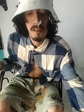 sk8-boy online show from February 2, 2026, 2:49 pm